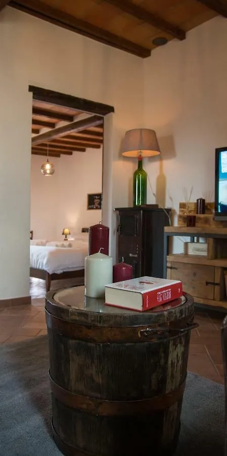 Vino Suite San Quirico dʼOrcia Italia